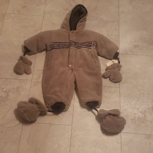 Oshgosh snowsuit